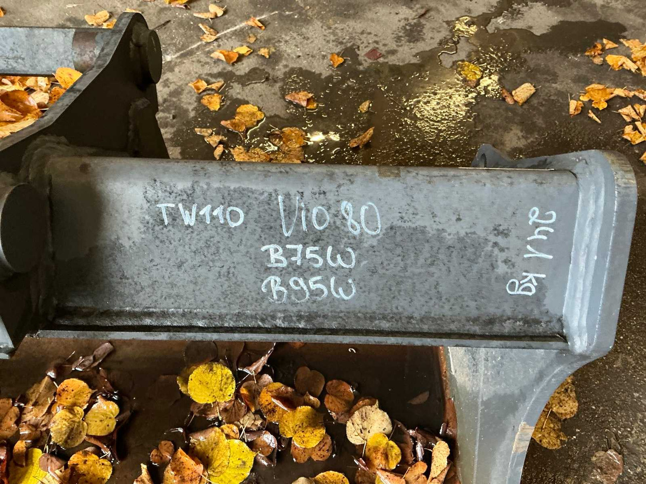 CANGINI - 2021 - SPOON FOR TEREX YANMAR SCHAEFF VIO80 B75W B95W B110W - Pala gommata: foto 2 CANGINI - 2021 - SPOON FOR TEREX YANMAR SCHAEFF VIO80 B75W B95W B110W - Pala gommata: foto 2