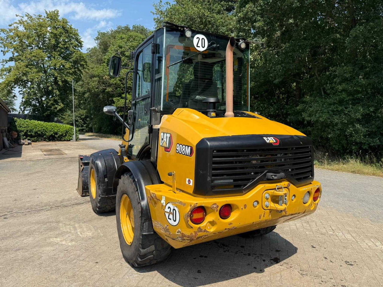 CAT - 908M - JOYSTICK CONTROL, INCL RUBBLE BIN - SHOVEL - Pala gommata: foto 2 CAT - 908M - JOYSTICK CONTROL, INCL RUBBLE BIN - SHOVEL - Pala gommata: foto 2