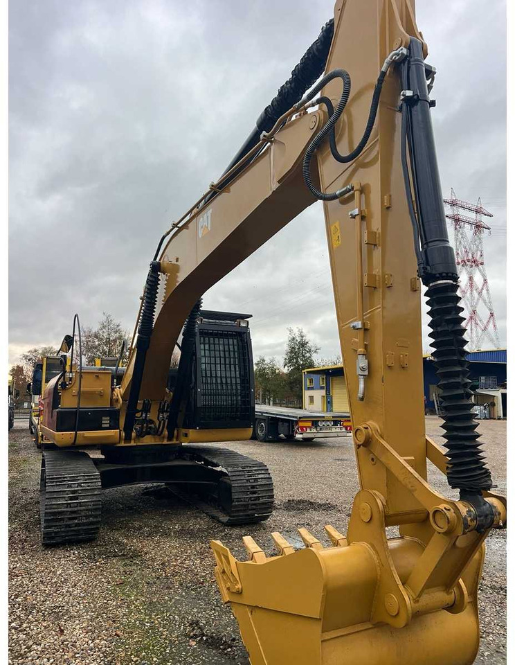 CATERPILLAR - 2016 - 320 D2 - CRAWLER EXCAVATOR - Escavatore: foto 5 CATERPILLAR - 2016 - 320 D2 - CRAWLER EXCAVATOR - Escavatore: foto 5