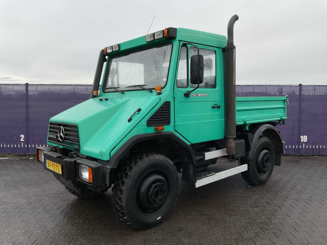 1998 MERCEDES-BENZ UNIMOG TRUCK - Camion: foto 1 1998 MERCEDES-BENZ UNIMOG TRUCK - Camion: foto 1