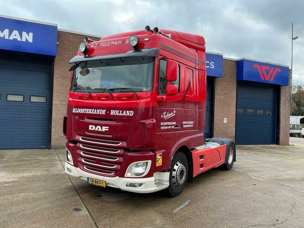 2017 DAF XF440FT SEMI-TRAILER TRACTOR - Camion: foto 2 2017 DAF XF440FT SEMI-TRAILER TRACTOR - Camion: foto 2