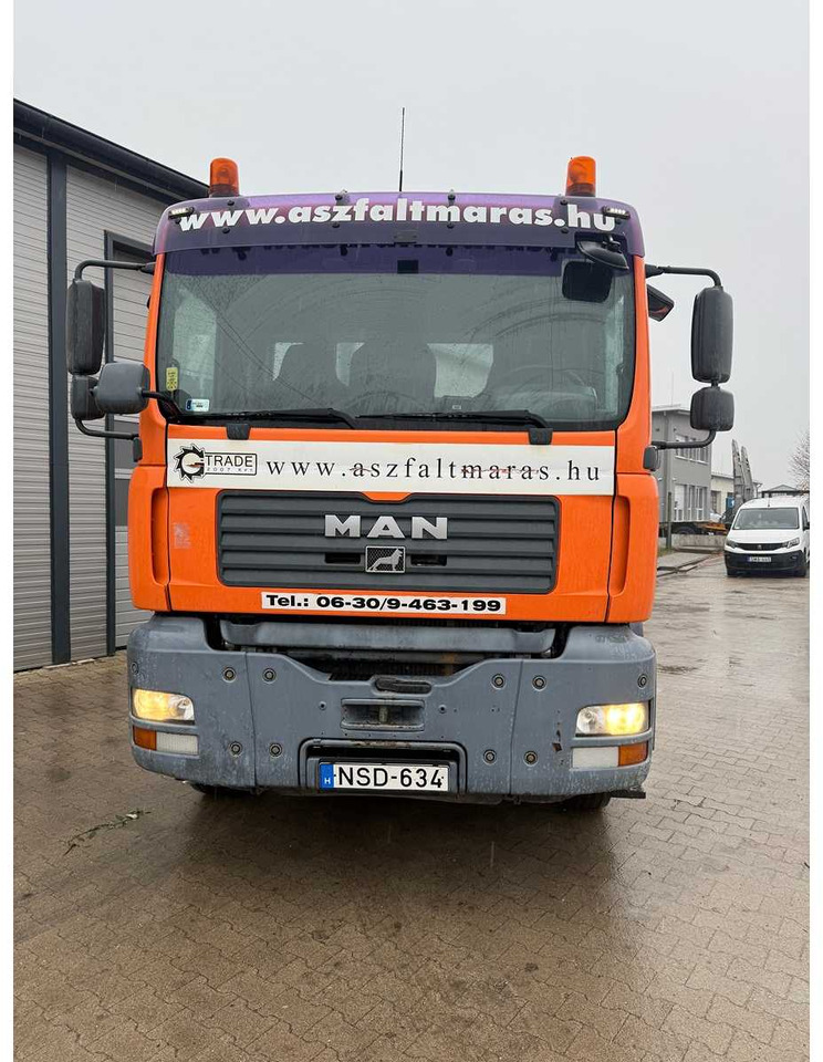 MAN - TGA 26.414 FDC - TRUCK - 2003 - Camion: foto 2 MAN - TGA 26.414 FDC - TRUCK - 2003 - Camion: foto 2