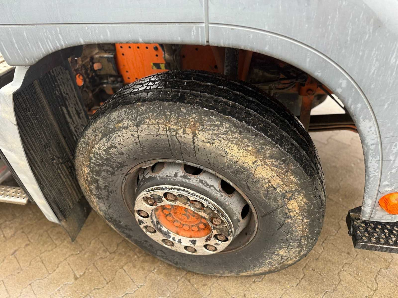 MAN - TGA 26.414 FDC - TRUCK - 2003 - Camion: foto 5 MAN - TGA 26.414 FDC - TRUCK - 2003 - Camion: foto 5