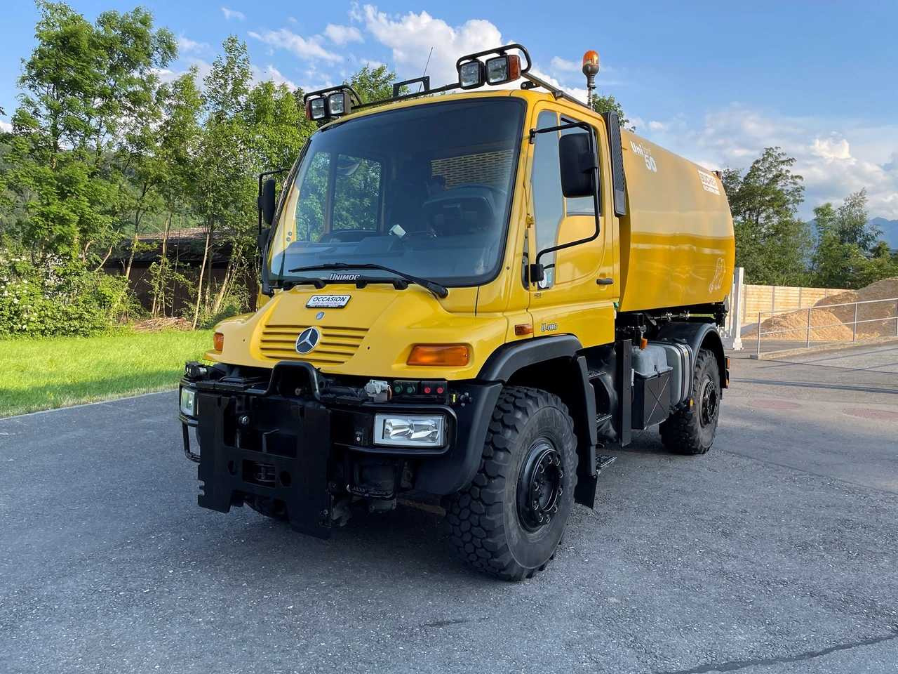MERCEDES-BENZ - UNIMOG - 2001 - KOMMOBIL (UNIMOG) U400 - Camion: foto 2 MERCEDES-BENZ - UNIMOG - 2001 - KOMMOBIL (UNIMOG) U400 - Camion: foto 2