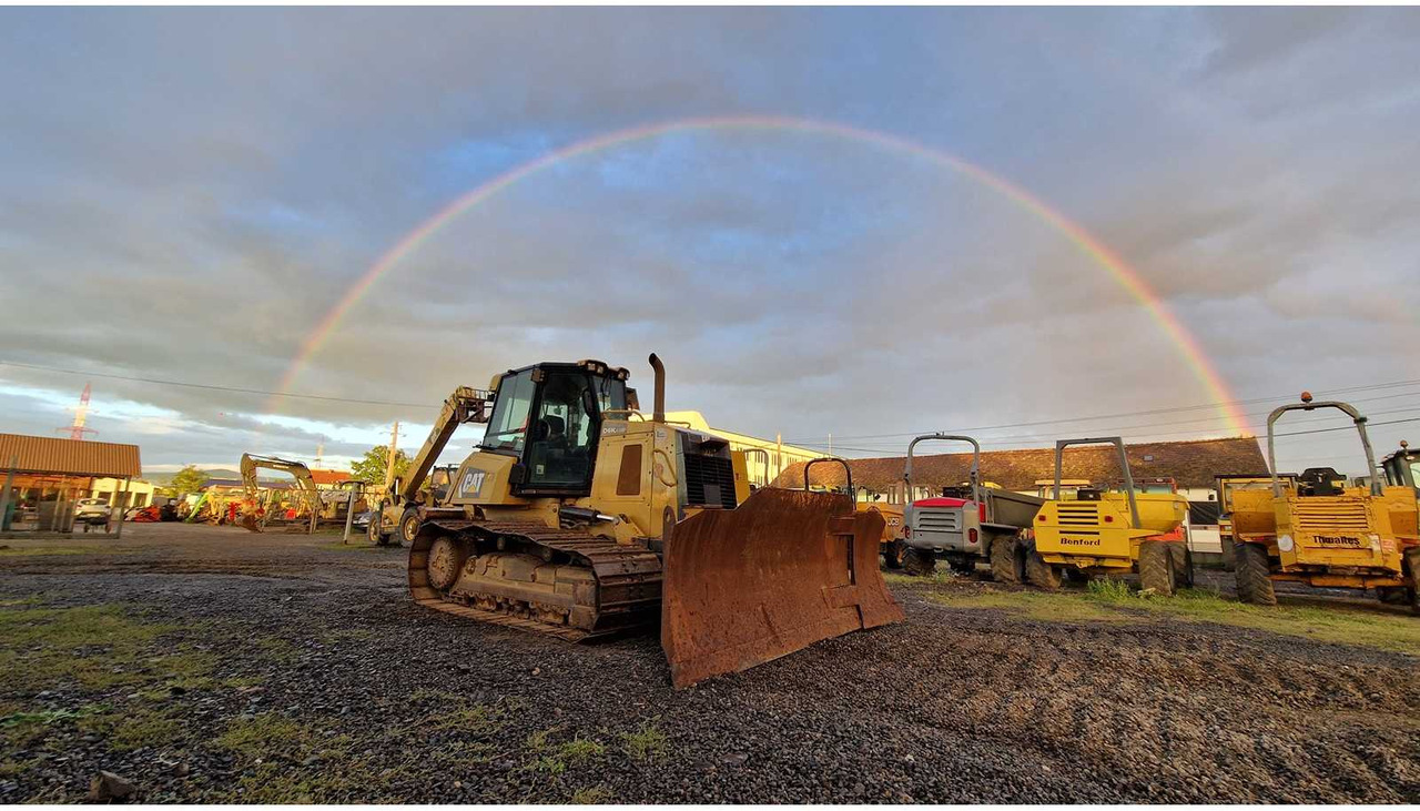 Caterpillar D6K 2 LGP - Bulldozer: foto 1 Caterpillar D6K 2 LGP - Bulldozer: foto 1