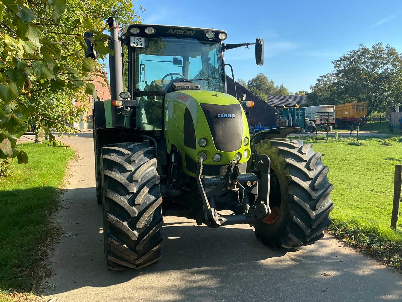 Claas 640 Arion A19 - Trattore: foto 2 Claas 640 Arion A19 - Trattore: foto 2