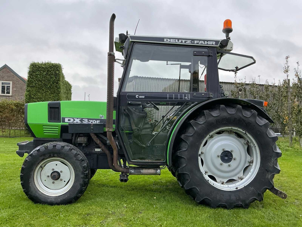Deutz DX 3.70F - Trattore piccolo: foto 2 Deutz DX 3.70F - Trattore piccolo: foto 2