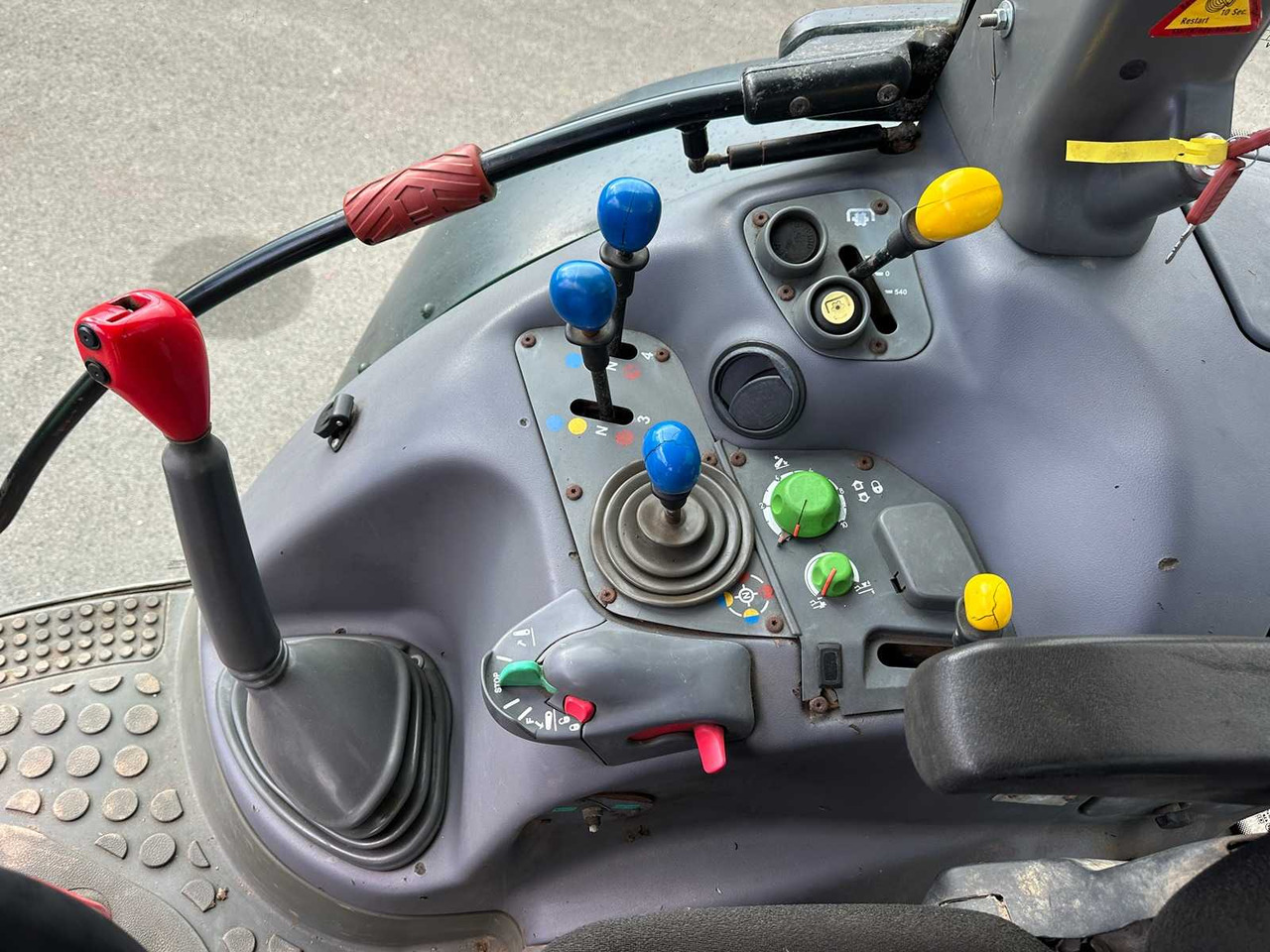 Trattore Deutz-Fahr Agrotron 165.7: foto 29