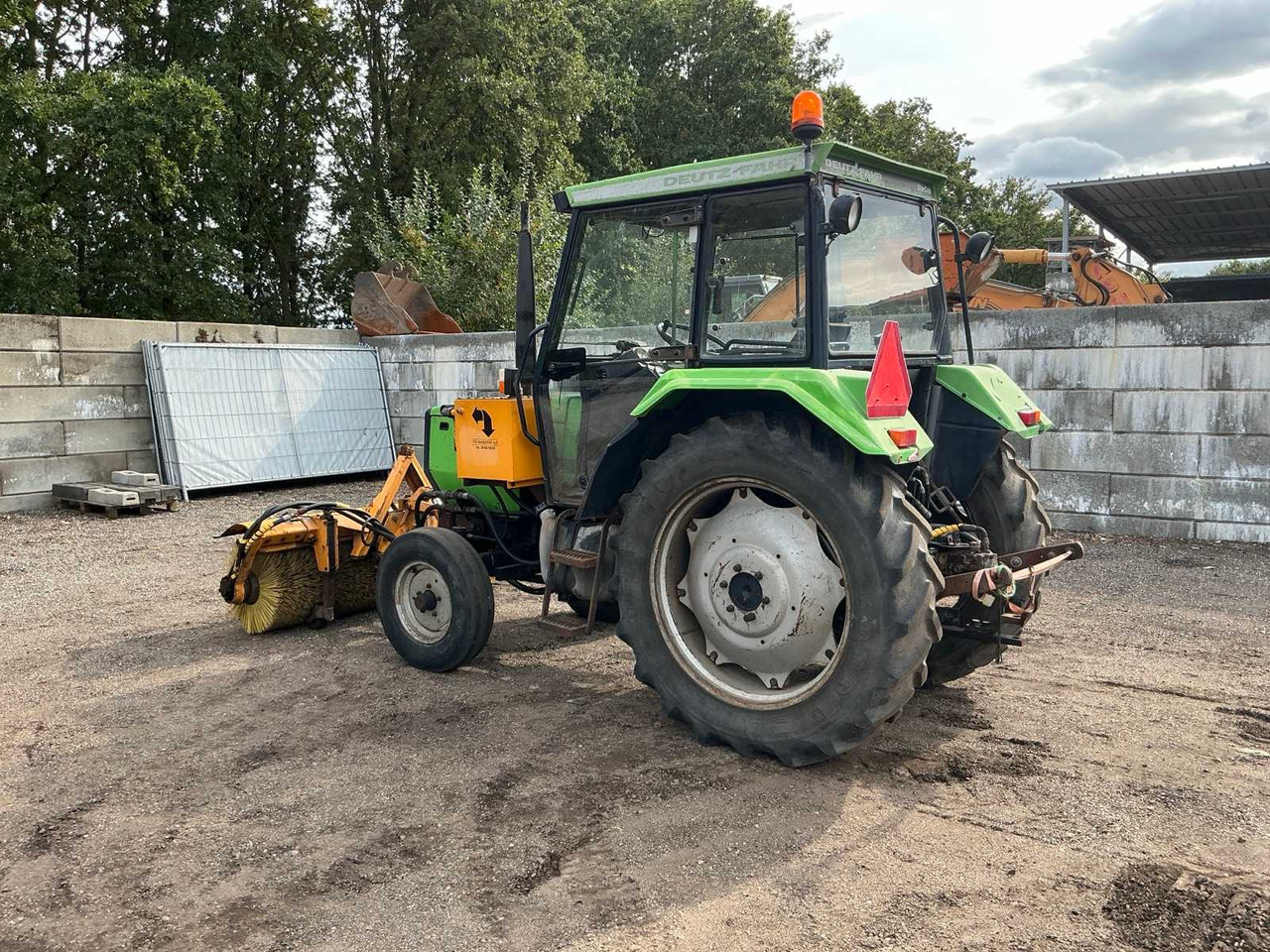 Deutz-Fahr DX3.30 - Trattore: foto 3 Deutz-Fahr DX3.30 - Trattore: foto 3