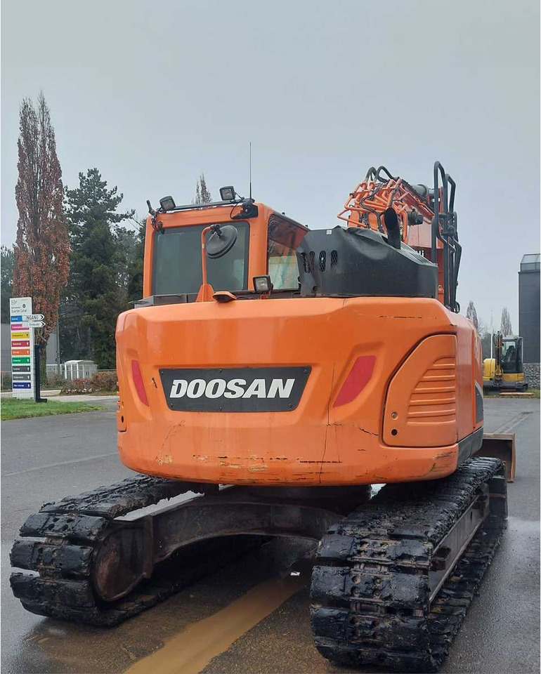 Doosan DX140LCR-5 - Escavatore cingolato: foto 4 Doosan DX140LCR-5 - Escavatore cingolato: foto 4