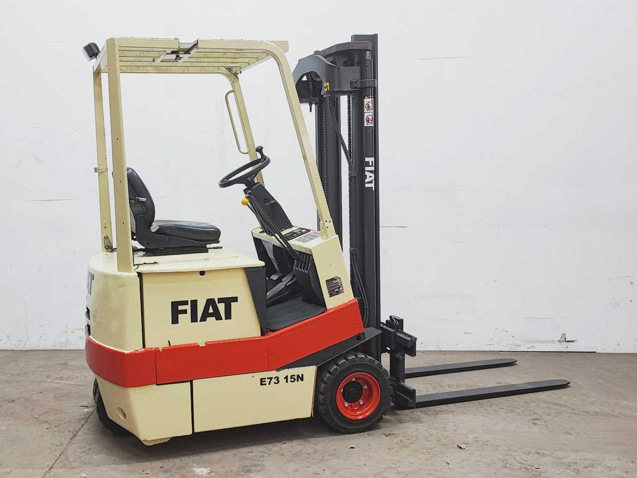 FIAT - E73 15N - FORKLIFT - 1995 - Carrello elevatore: foto 5 FIAT - E73 15N - FORKLIFT - 1995 - Carrello elevatore: foto 5