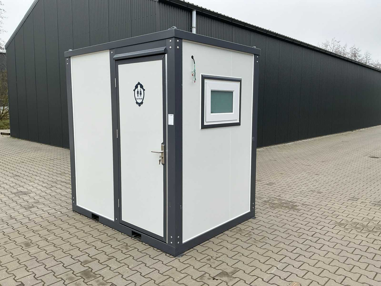 Field Facility Restroom “De Luxe” - Contenitore abitativo: foto 1 Field Facility Restroom “De Luxe” - Contenitore abitativo: foto 1