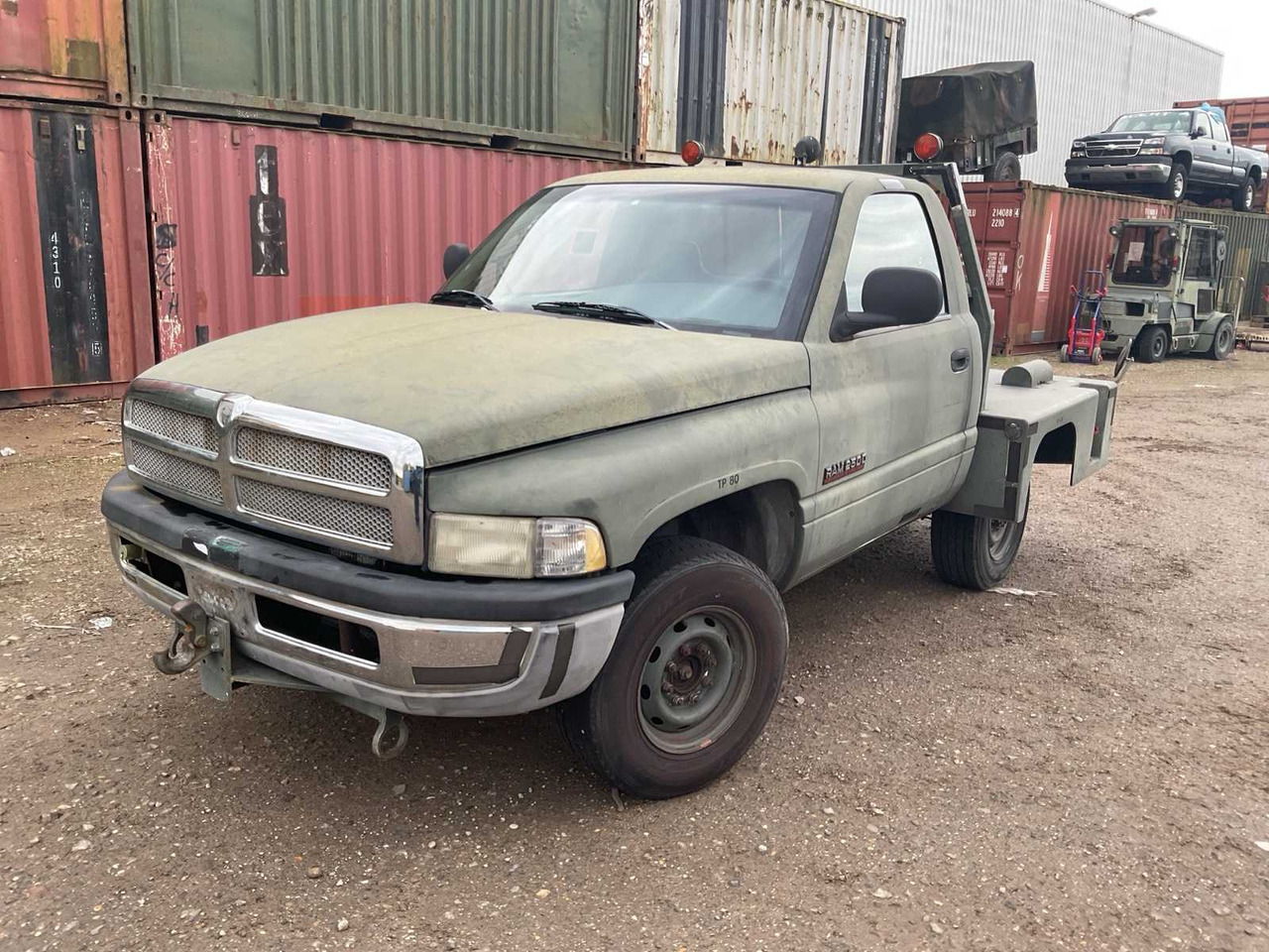 2000 DODGE 2500 RAM AIRCRAFT TUG - Furgone: foto 1 2000 DODGE 2500 RAM AIRCRAFT TUG - Furgone: foto 1