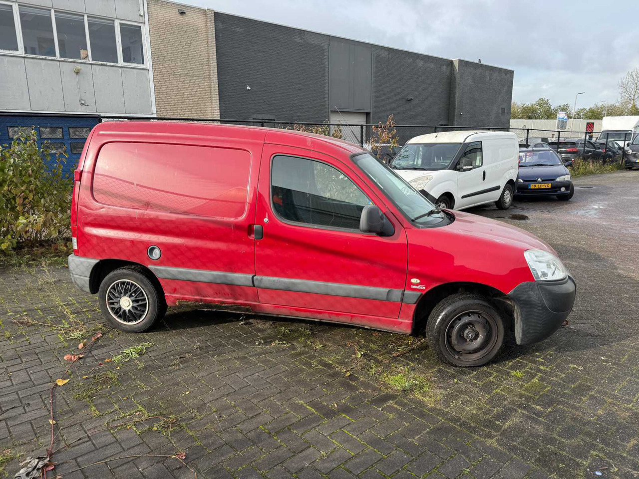 2006 PEUGEOT PARTNER COMMERCIAL VEHICLE - Furgone: foto 4 2006 PEUGEOT PARTNER COMMERCIAL VEHICLE - Furgone: foto 4