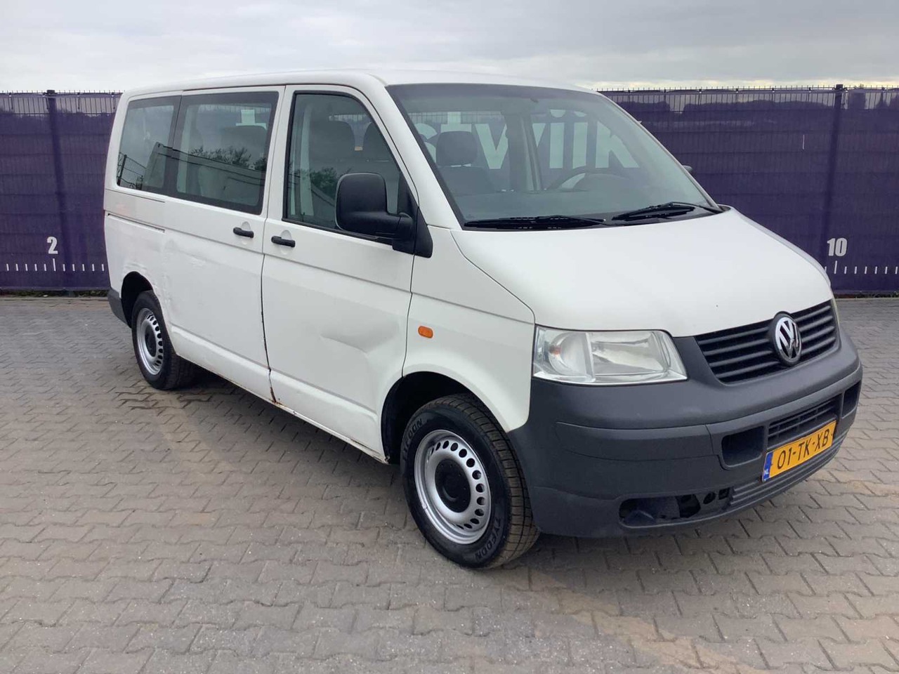 2006 - VOLKSWAGEN - TRANSPORTER KOMBI - 1.9 TDI 300 BASELINE - COMMERCIAL VEHICLE - Furgone: foto 2 2006 - VOLKSWAGEN - TRANSPORTER KOMBI - 1.9 TDI 300 BASELINE - COMMERCIAL VEHICLE - Furgone: foto 2