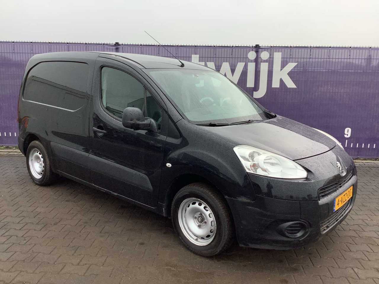 2013 - PEUGEOT - PARTNER - 120 1.6 HDI L1XR PR+ - COMMERCIAL VEHICLE - Furgone: foto 2 2013 - PEUGEOT - PARTNER - 120 1.6 HDI L1XR PR+ - COMMERCIAL VEHICLE - Furgone: foto 2