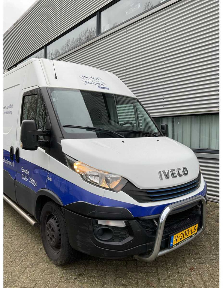 2018 IVECO DAILY 35S12 - L1H2 - EURO 6 - AUTOMATIC - 2.3L - Furgone: foto 2 2018 IVECO DAILY 35S12 - L1H2 - EURO 6 - AUTOMATIC - 2.3L - Furgone: foto 2