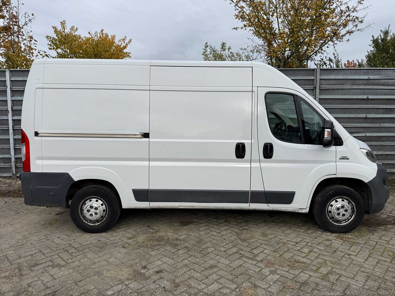 FIAT - DUCATO - 35H 2.3 MJ L2H2, 2016, VX-288-X - Furgone: foto 4 FIAT - DUCATO - 35H 2.3 MJ L2H2, 2016, VX-288-X - Furgone: foto 4