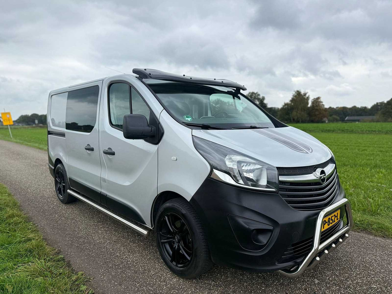 OPEL - VIVARO - 1.6 CDTI L1H1 ED. - VP-852-L - Furgone: foto 3 OPEL - VIVARO - 1.6 CDTI L1H1 ED. - VP-852-L - Furgone: foto 3