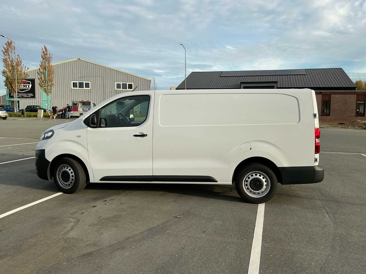 OPEL VIVARO 2.0 145 S&S L3 - Furgone: foto 3 OPEL VIVARO 2.0 145 S&S L3 - Furgone: foto 3