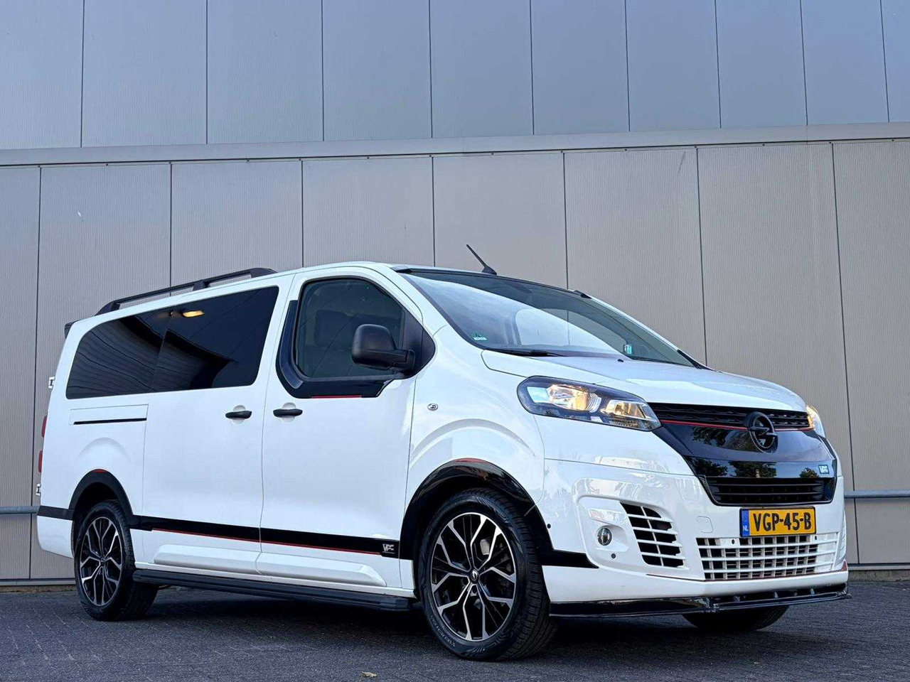 OPEL - VIVARO - VPC PACKAGE - 2.0 CDTI L2H1 EDIT. - VGP-45-B - Furgone: foto 3 OPEL - VIVARO - VPC PACKAGE - 2.0 CDTI L2H1 EDIT. - VGP-45-B - Furgone: foto 3