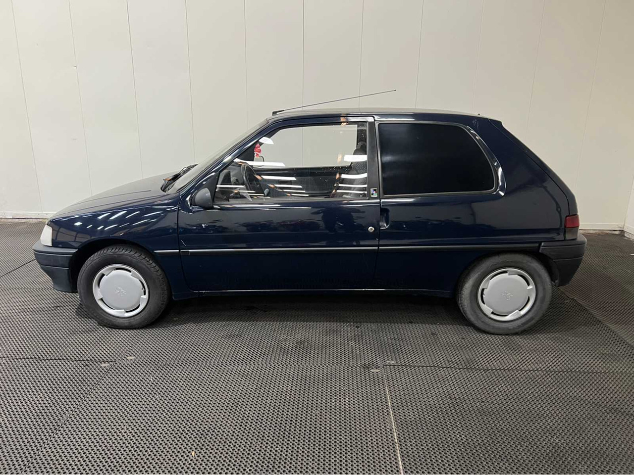 PEUGEOT - 106 - COMMERCIAL VEHICLE - 1993 - Furgone: foto 2 PEUGEOT - 106 - COMMERCIAL VEHICLE - 1993 - Furgone: foto 2