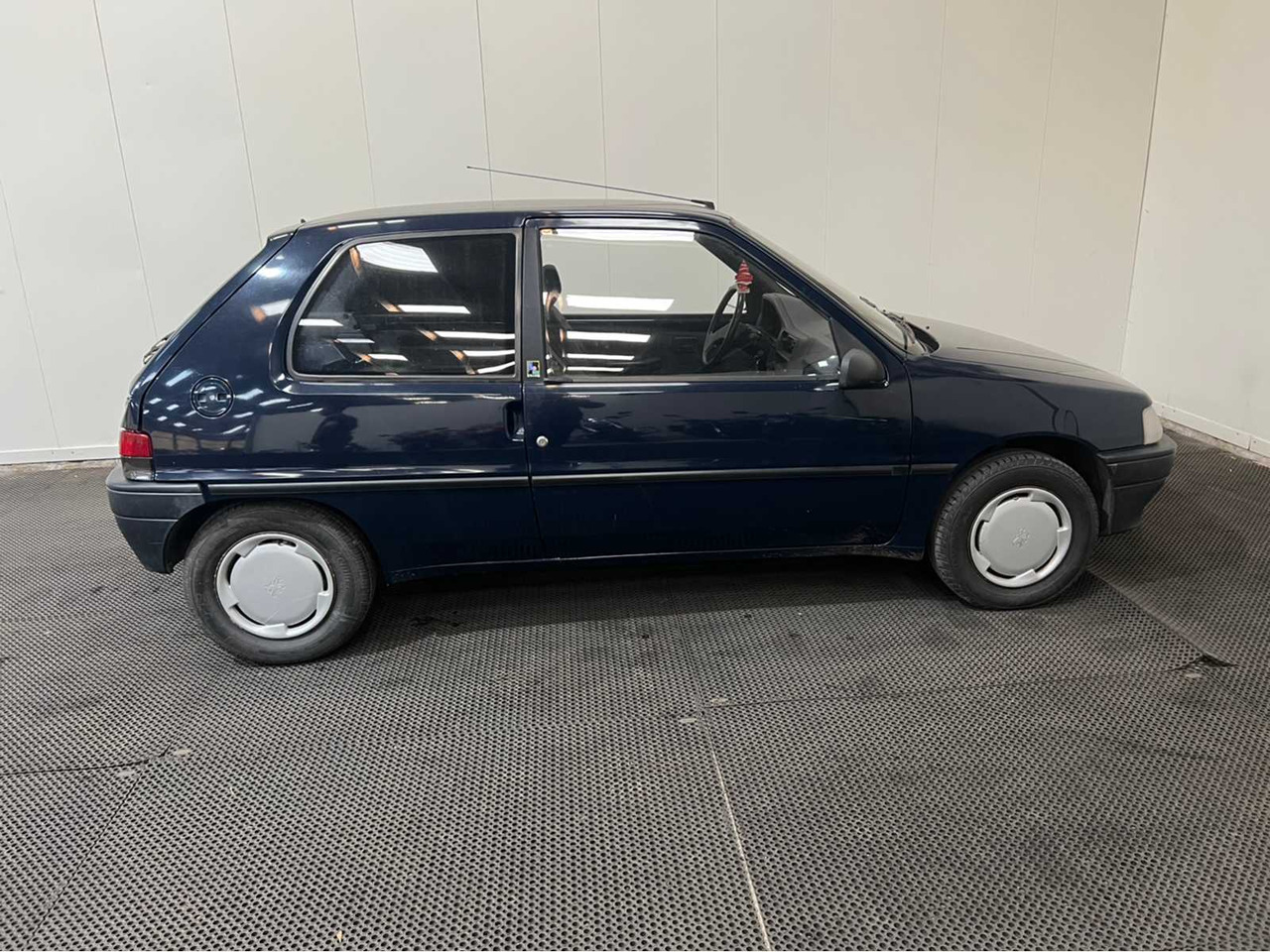 PEUGEOT - 106 - COMMERCIAL VEHICLE - 1993 - Furgone: foto 5 PEUGEOT - 106 - COMMERCIAL VEHICLE - 1993 - Furgone: foto 5