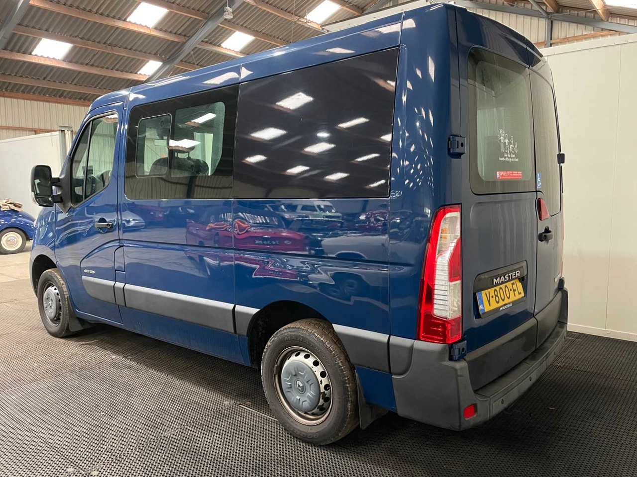 RENAULT - MASTER - WHEELCHAIR BUS - LIFT - AUTOMATIC - COMMERCIAL VEHICLE - 2014 - Furgone: foto 3 RENAULT - MASTER - WHEELCHAIR BUS - LIFT - AUTOMATIC - COMMERCIAL VEHICLE - 2014 - Furgone: foto 3