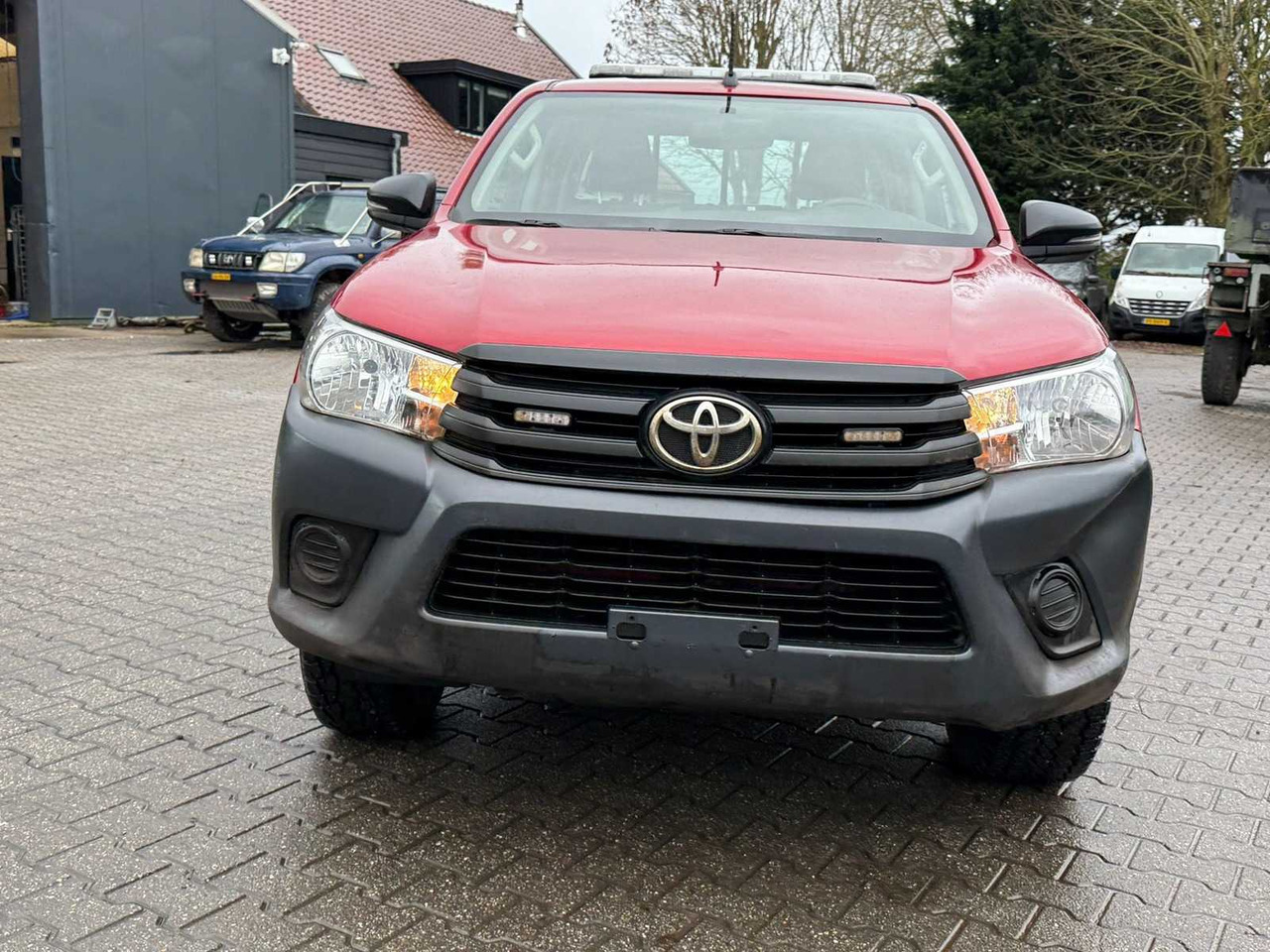 TOYOTA - HILUX - 2019 - 21000KM - COMMERCIAL VEHICLE - Furgone: foto 4 TOYOTA - HILUX - 2019 - 21000KM - COMMERCIAL VEHICLE - Furgone: foto 4
