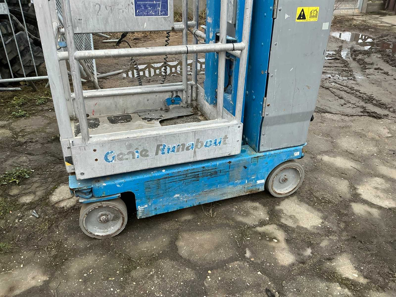 GENIE - GR-15 - AERIAL WORK PLATFORMS - 2015 (77293675) - Piattaforma aerea: foto 2 GENIE - GR-15 - AERIAL WORK PLATFORMS - 2015 (77293675) - Piattaforma aerea: foto 2