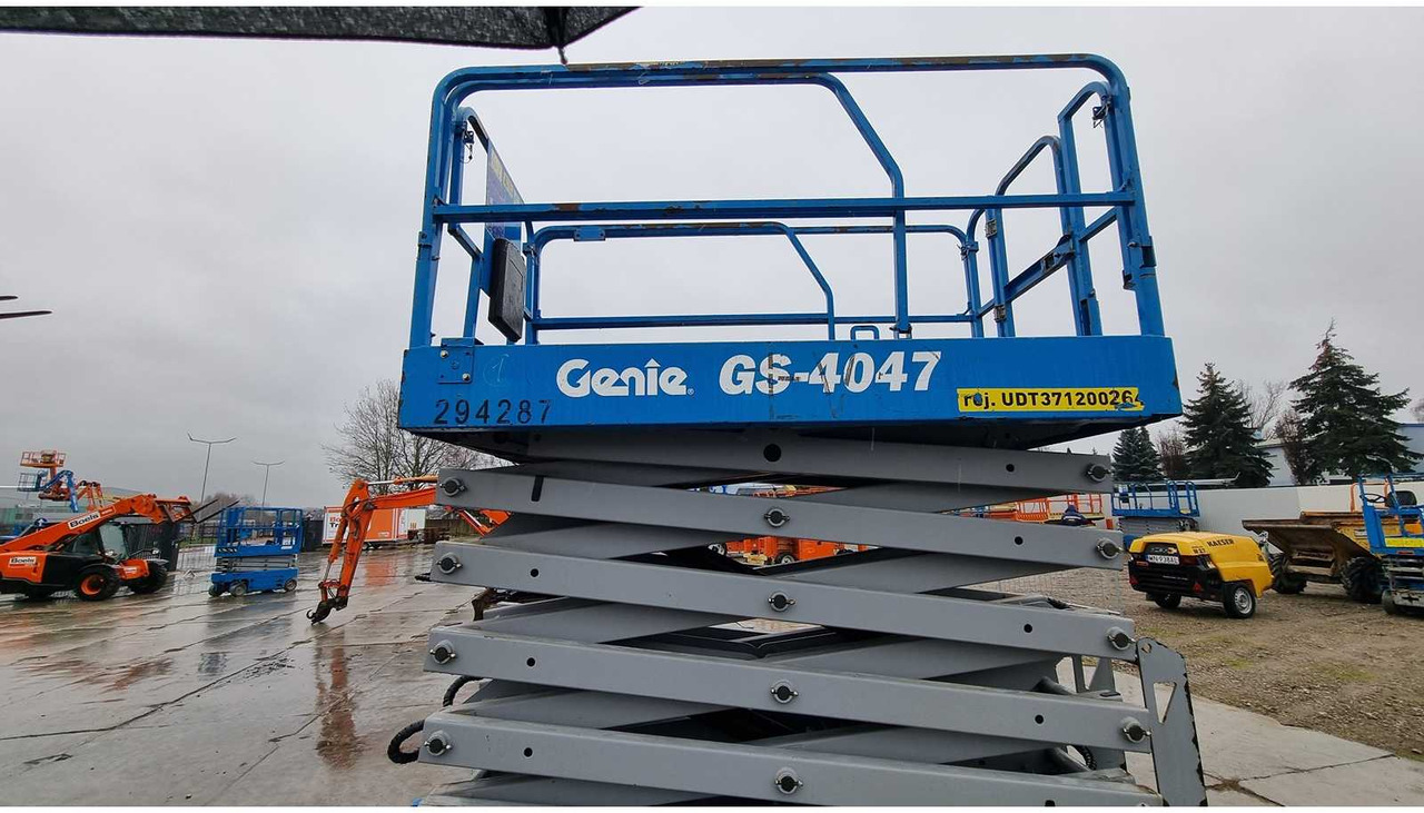 Piattaforma aerea GENIE - GS4047 - AERIAL WORK PLATFORMS - 2015 (77294287): foto 6 Piattaforma aerea GENIE - GS4047 - AERIAL WORK PLATFORMS - 2015 (77294287): foto 6