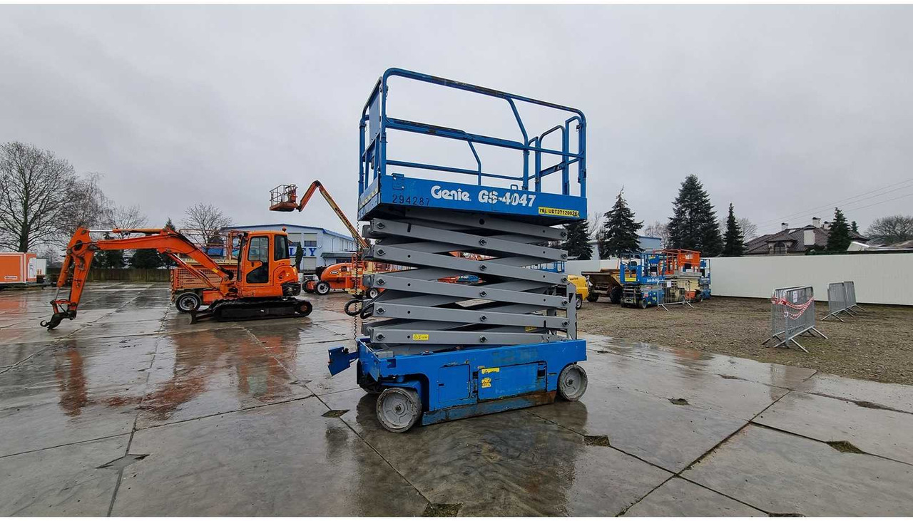 GENIE - GS4047 - AERIAL WORK PLATFORMS - 2015 (77294287) - Piattaforma aerea: foto 5 GENIE - GS4047 - AERIAL WORK PLATFORMS - 2015 (77294287) - Piattaforma aerea: foto 5