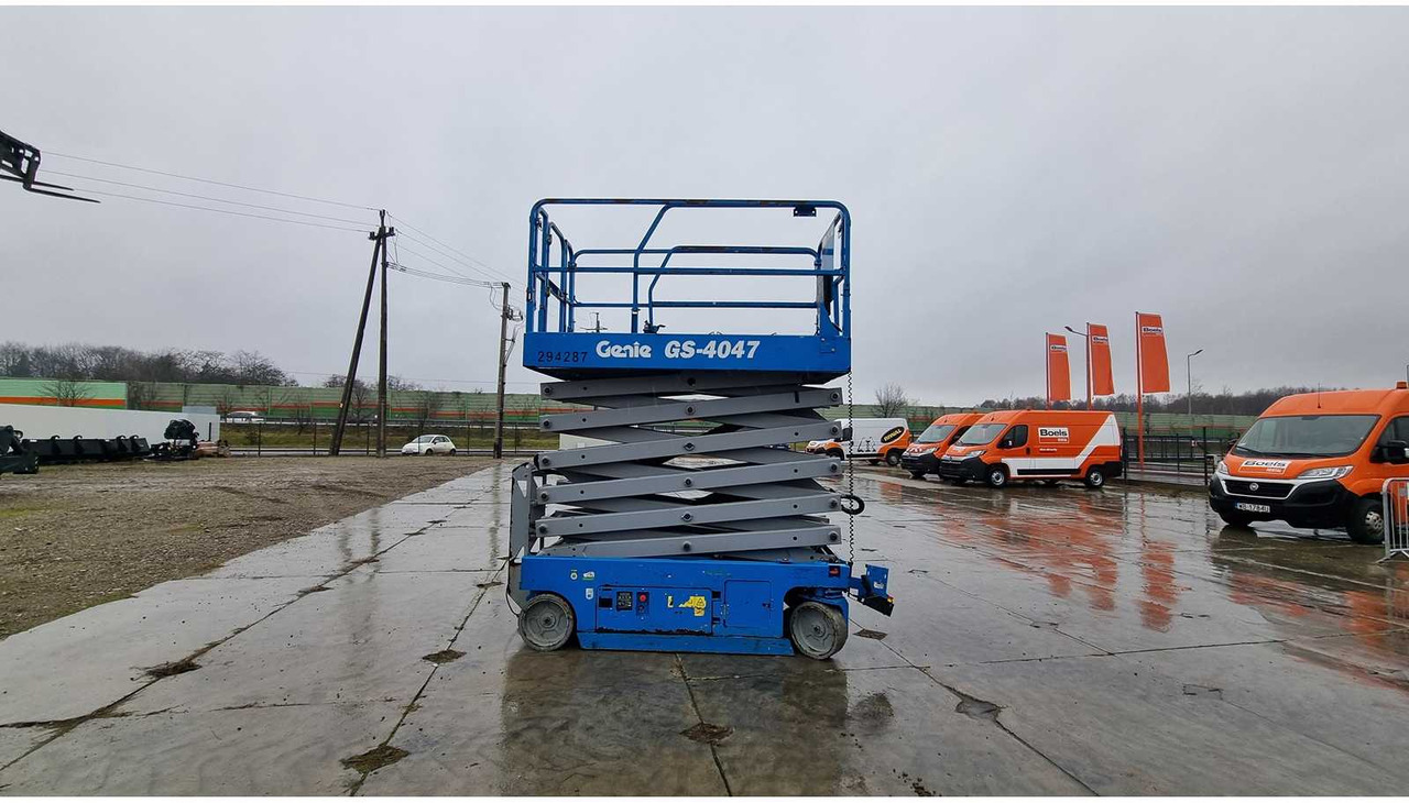 GENIE - GS4047 - AERIAL WORK PLATFORMS - 2015 (77294287) - Piattaforma aerea: foto 1 GENIE - GS4047 - AERIAL WORK PLATFORMS - 2015 (77294287) - Piattaforma aerea: foto 1