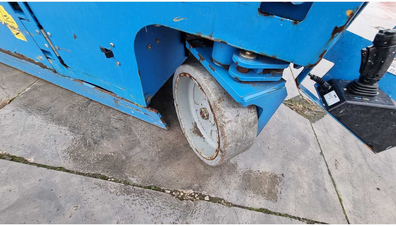 Piattaforma aerea GENIE - GS4047 - AERIAL WORK PLATFORMS - 2015 (77294287): foto 10 Piattaforma aerea GENIE - GS4047 - AERIAL WORK PLATFORMS - 2015 (77294287): foto 10