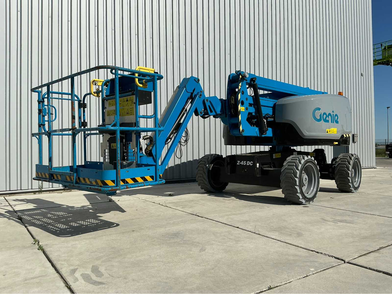 Genie Z-60/37DC - Piattaforma aerea: foto 2 Genie Z-60/37DC - Piattaforma aerea: foto 2