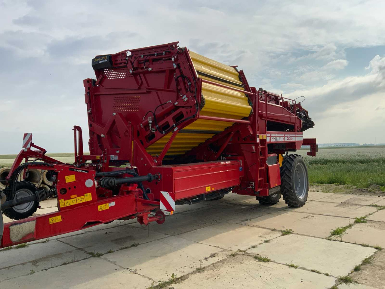 Grimme SE250 - Scava raccogli patate: foto 1 Grimme SE250 - Scava raccogli patate: foto 1
