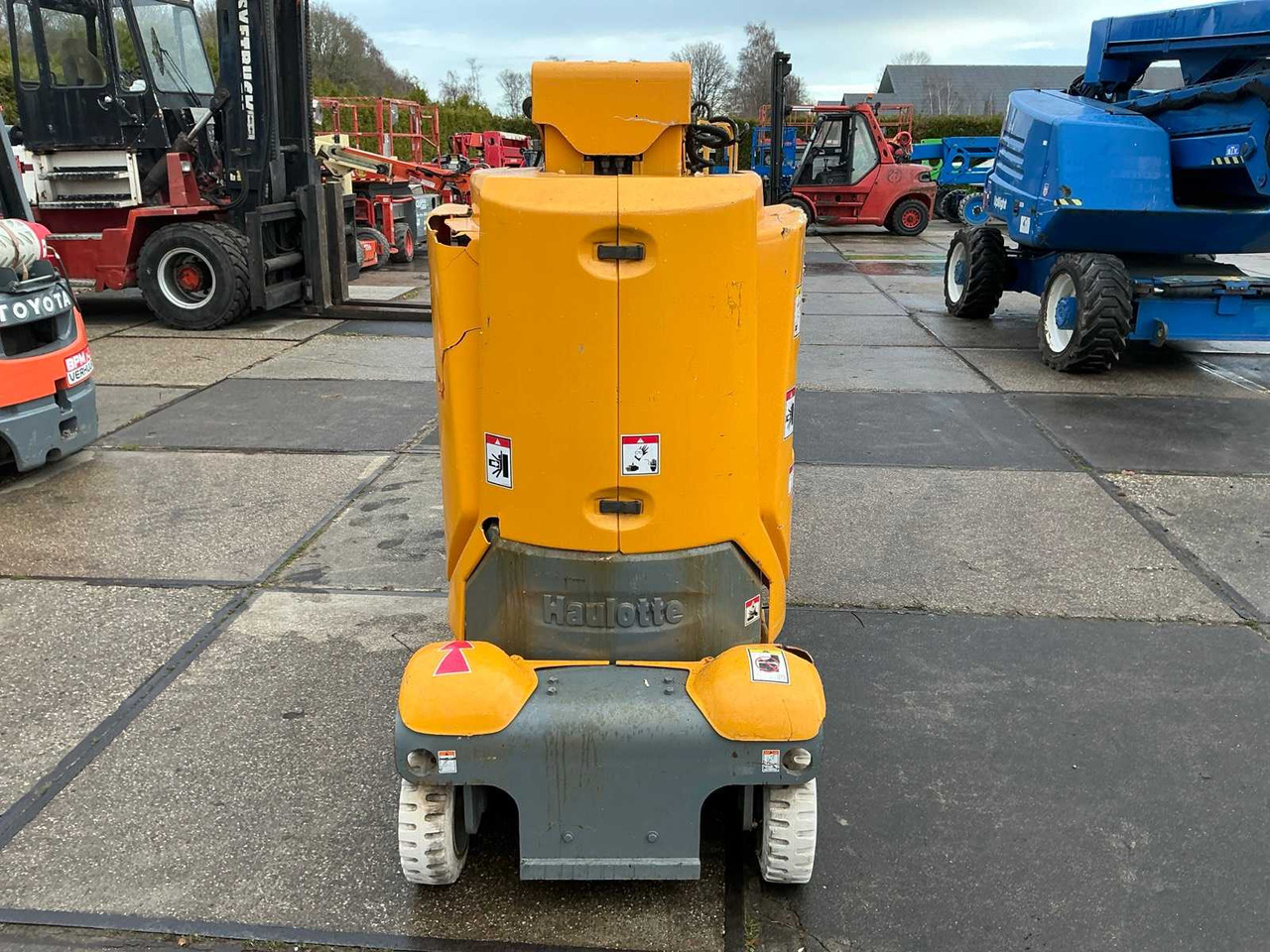 HAULOTTE - STAR 10-1 - AERIAL PLATFORM - 2006 - Piattaforma aerea: foto 4 HAULOTTE - STAR 10-1 - AERIAL PLATFORM - 2006 - Piattaforma aerea: foto 4