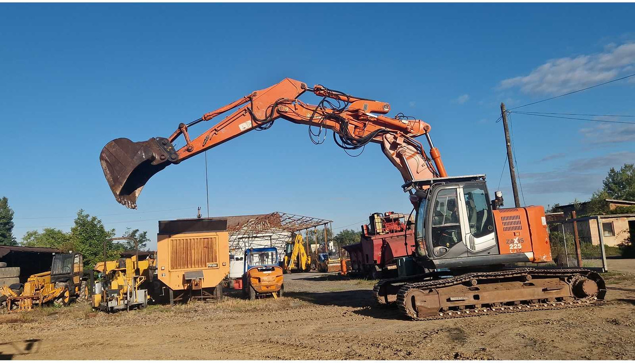 HITACHI - ZAXIS 225 - TRACKED EXCAVATOR - 2006 - Escavatore: foto 4 HITACHI - ZAXIS 225 - TRACKED EXCAVATOR - 2006 - Escavatore: foto 4