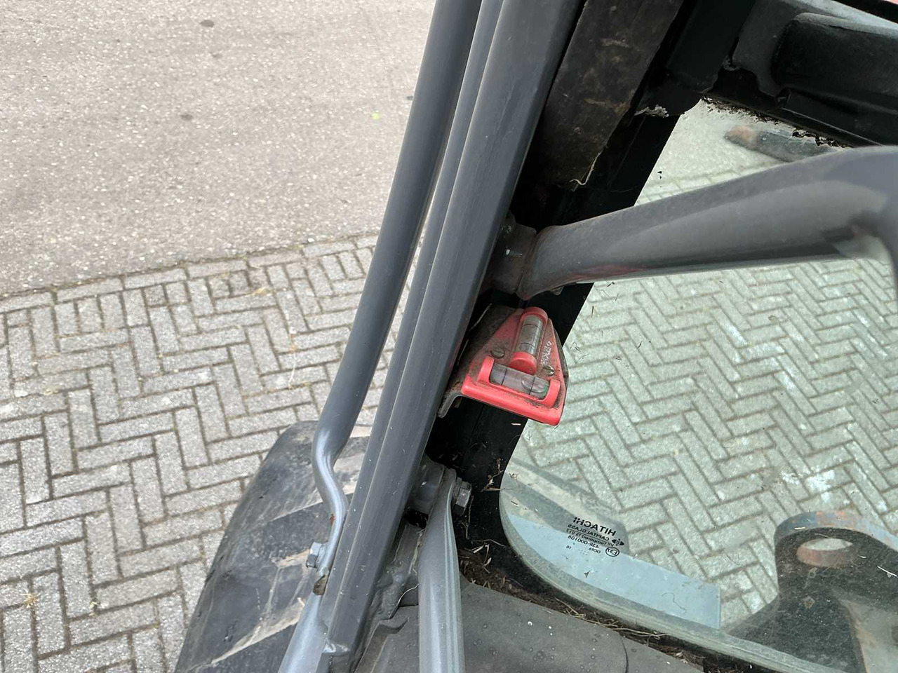 Escavatore gommato Hitachi ZX140W-3: foto 44