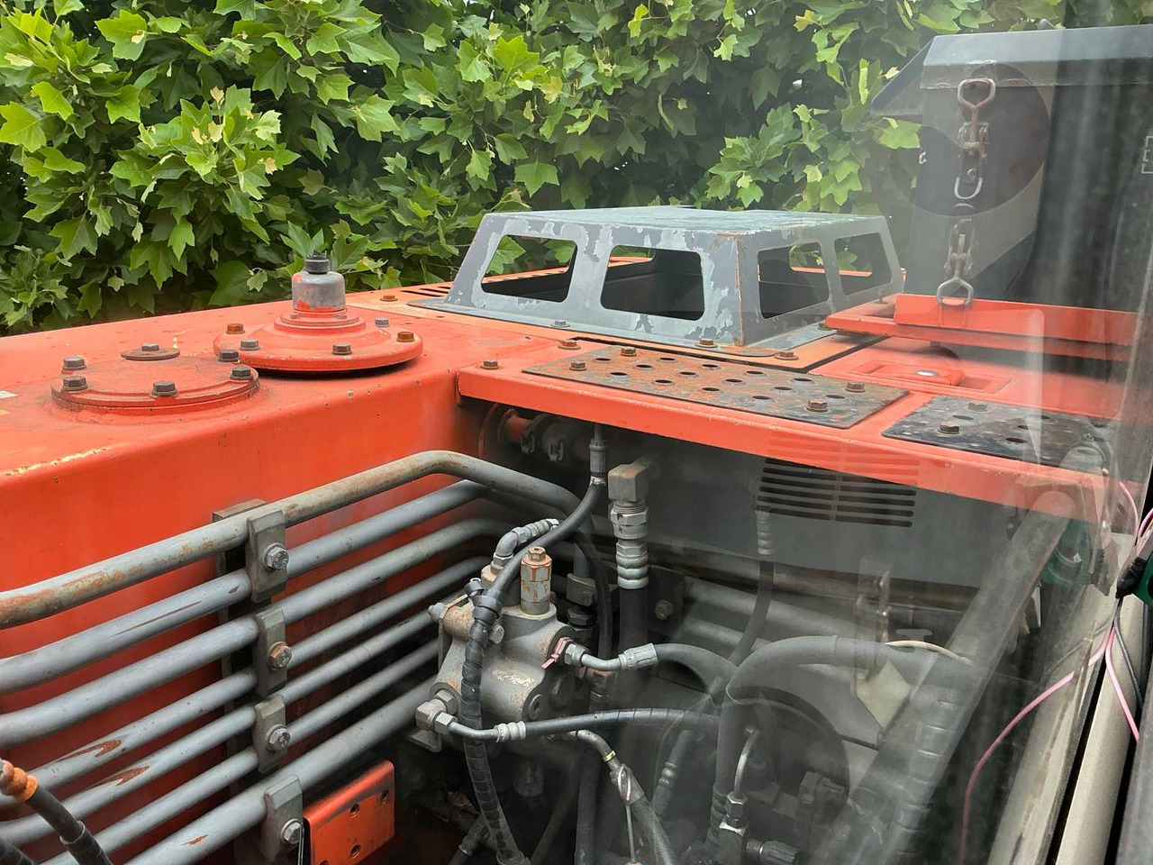 Escavatore gommato Hitachi ZX140W-3: foto 37