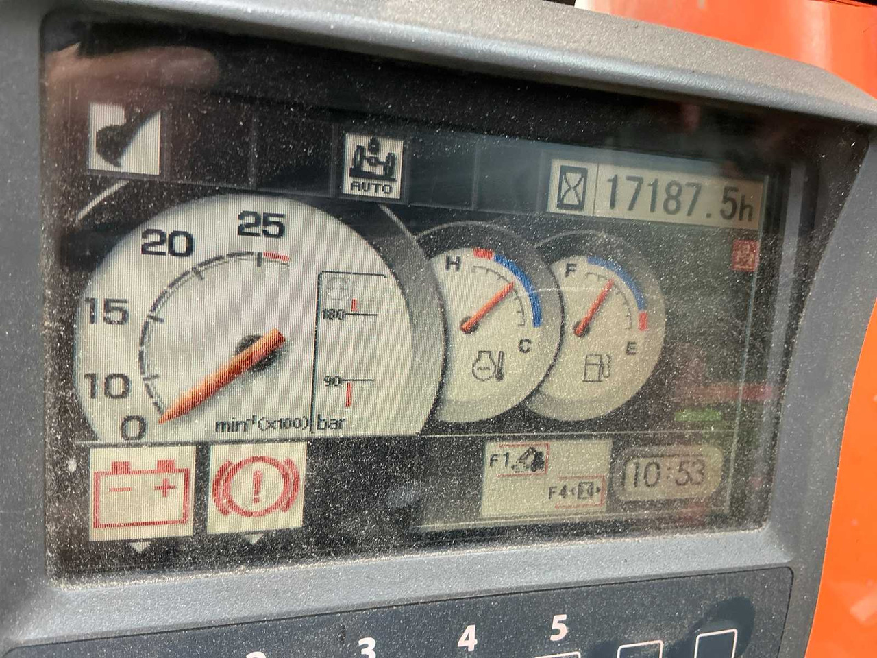 Escavatore gommato Hitachi ZX140W-3: foto 45