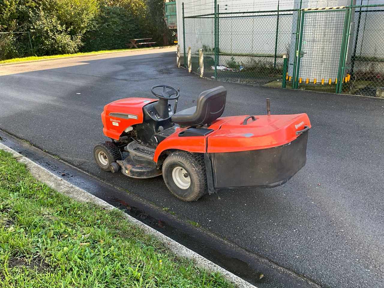 Husqvarna CTH 151T - Tagliaerba: foto 5 Husqvarna CTH 151T - Tagliaerba: foto 5