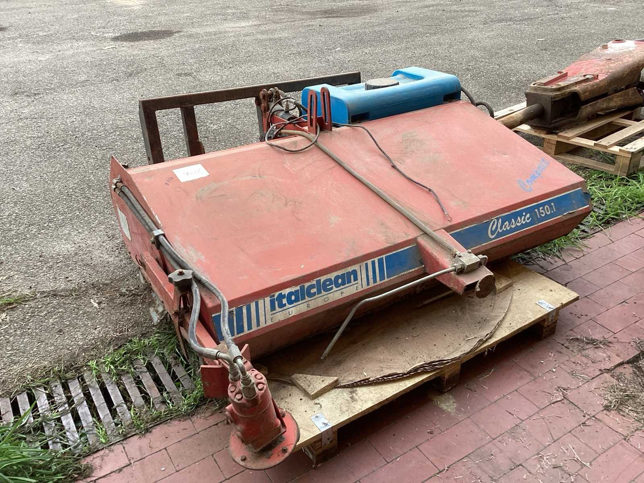 ITALCLEAN CLASSIC SCOPE FOR SKID STEER LOADER - Pala gommata: foto 3 ITALCLEAN CLASSIC SCOPE FOR SKID STEER LOADER - Pala gommata: foto 3