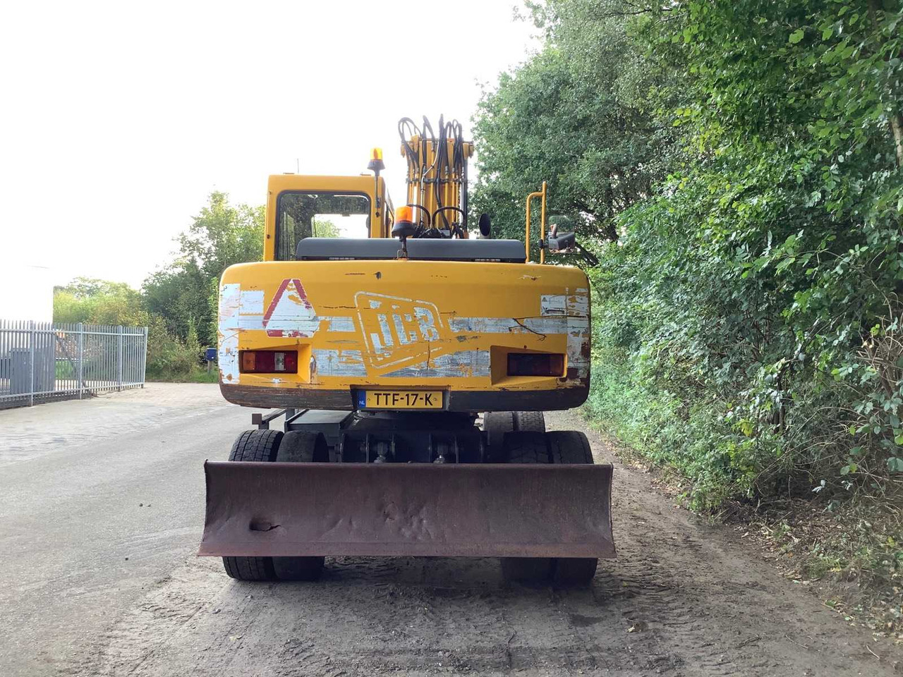 JCB JS130W - Escavatore gommato: foto 5 JCB JS130W - Escavatore gommato: foto 5
