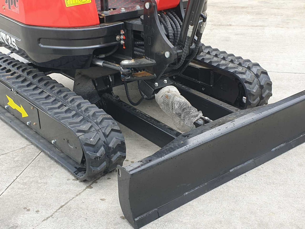 JPC - Miniescavatore: foto 4 JPC - Miniescavatore: foto 4