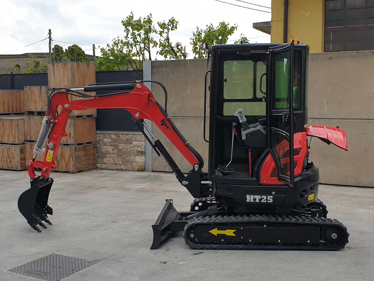 JPC JPC HT25 MINI EXCAVATOR - Miniescavatore: foto 2 JPC JPC HT25 MINI EXCAVATOR - Miniescavatore: foto 2