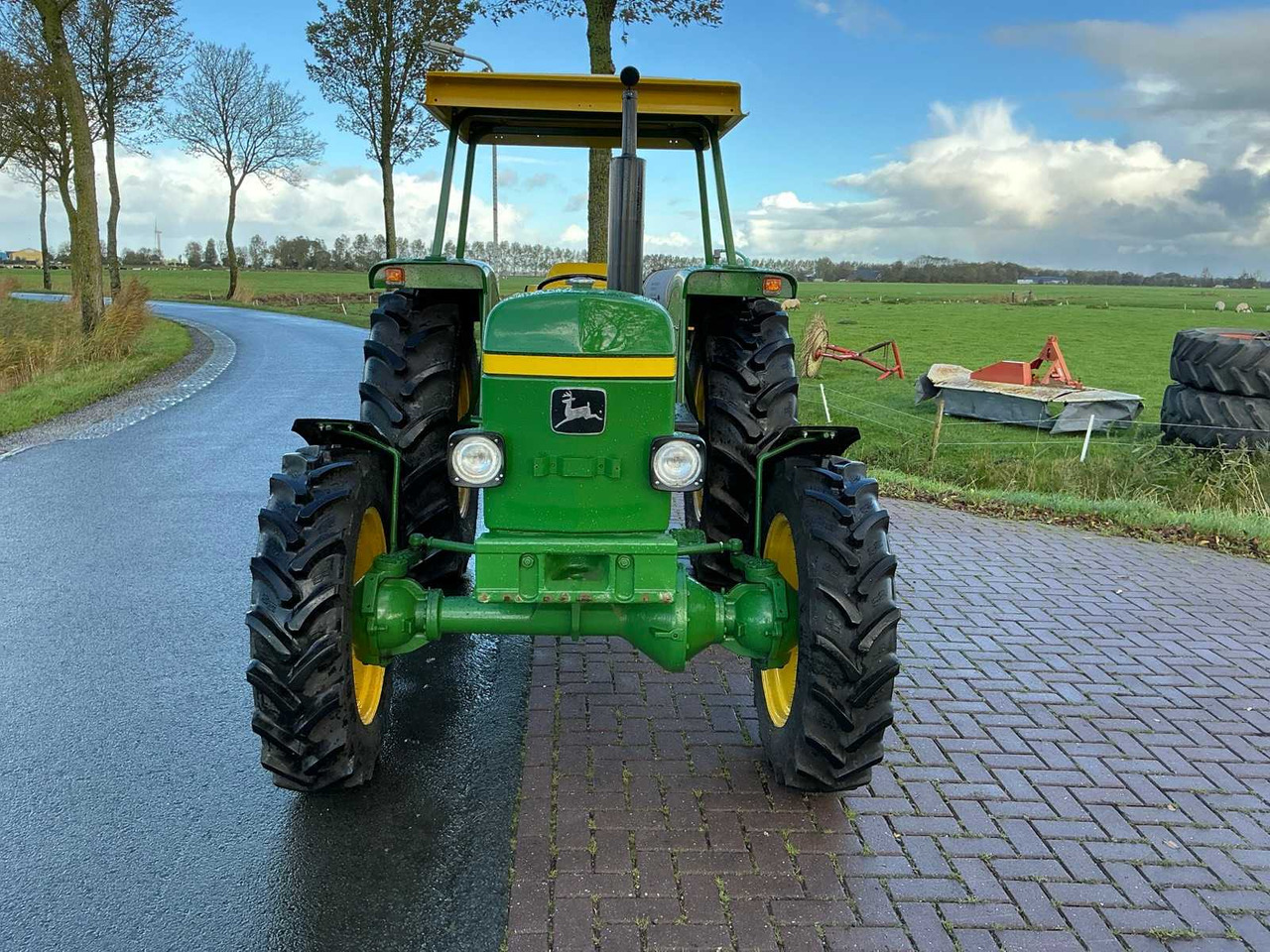 John Deere 1977 JOHN DEERE 2030S ALL-WHEEL DRIVE FARM TRACTOR - Trattore: foto 4 John Deere 1977 JOHN DEERE 2030S ALL-WHEEL DRIVE FARM TRACTOR - Trattore: foto 4