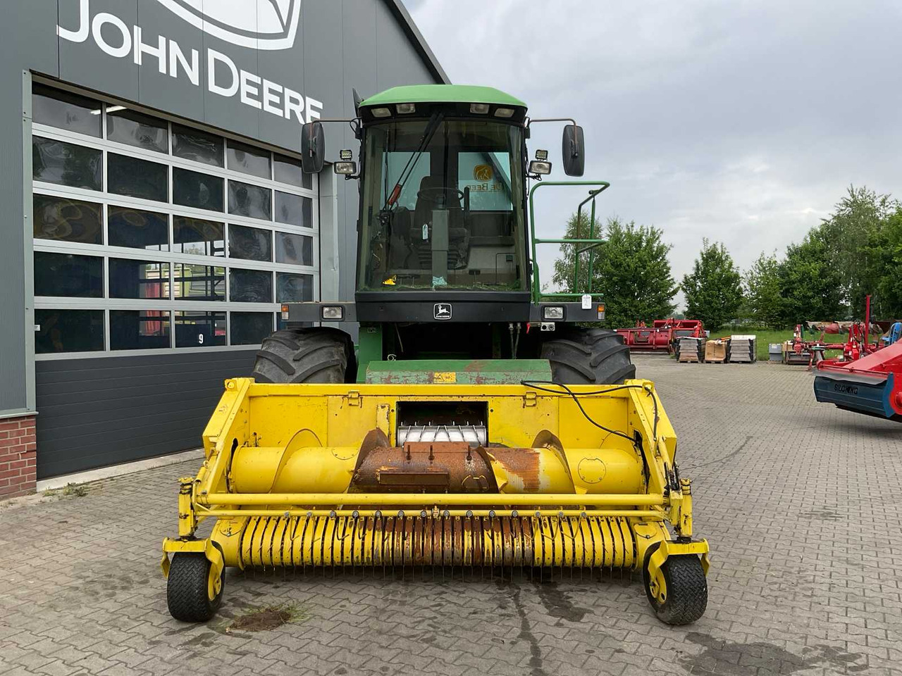 John Deere 6910 - Trincia: foto 3 John Deere 6910 - Trincia: foto 3