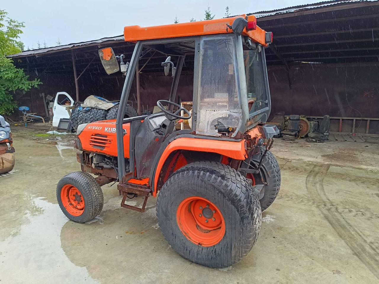 KUBOTA - STV40 - 4-WHEEL DRIVE TRACTOR - Trattore: foto 4 KUBOTA - STV40 - 4-WHEEL DRIVE TRACTOR - Trattore: foto 4