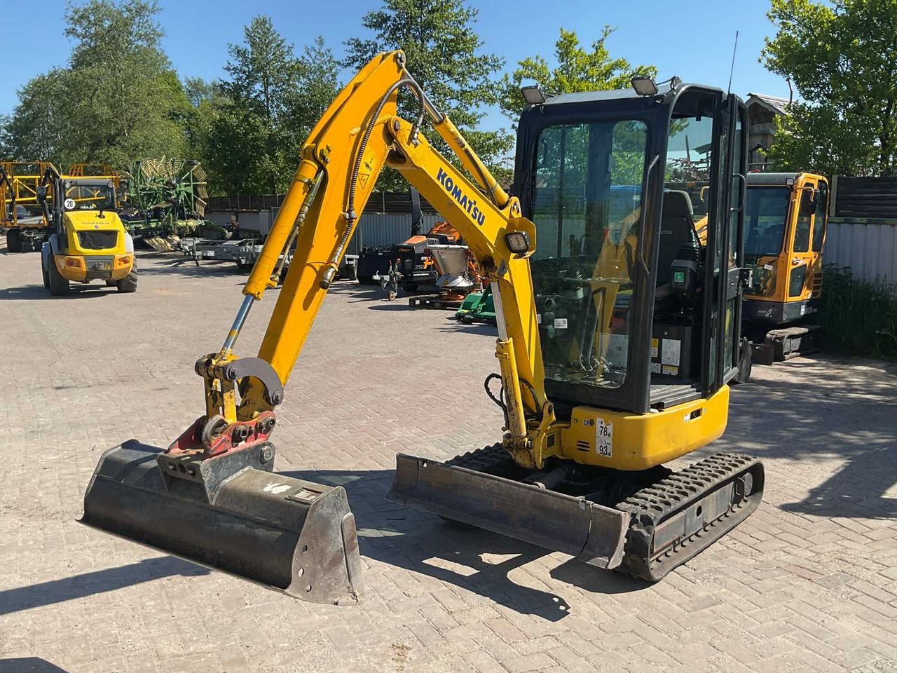 Komatsu Excabator/PC16 R 3Hs - Escavatore cingolato: foto 2 Komatsu Excabator/PC16 R 3Hs - Escavatore cingolato: foto 2